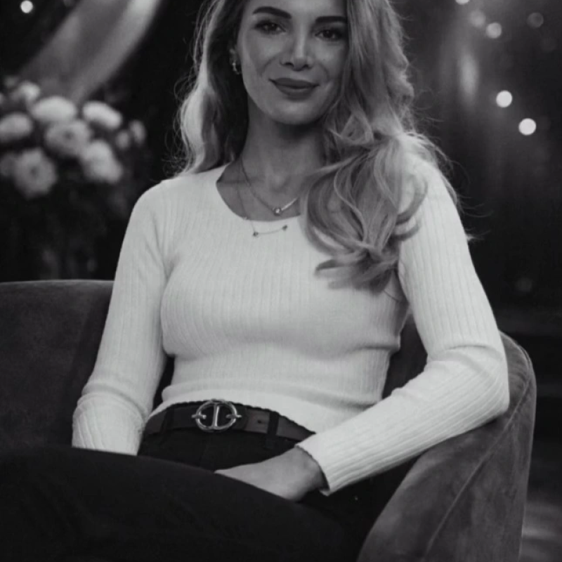 Azade Triolet