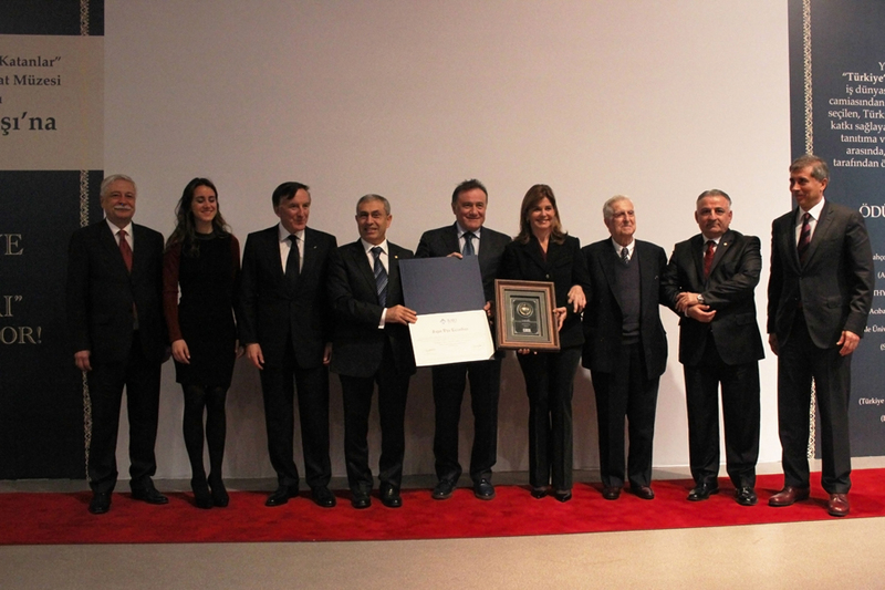 2. Geleneksel Türkiye'ye Değer Katanlar Ödülü - Oya Eczacıbaşı