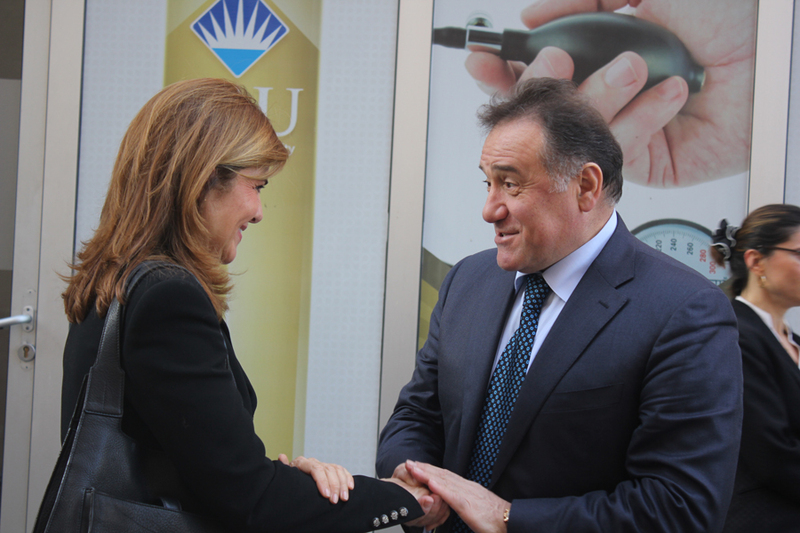 2. Geleneksel Türkiye'ye Değer Katanlar Ödülü - Oya Eczacıbaşı