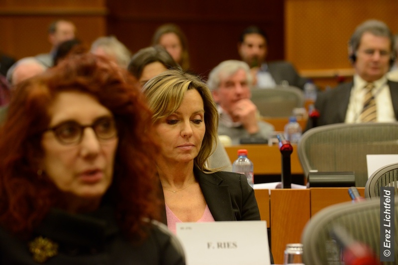 Enver Yücel Avrupa Parlamentosu'na Seslendi