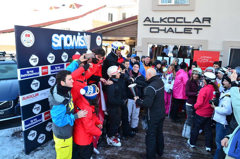 BAU Snowboard Takımı Şampiyon Oldu