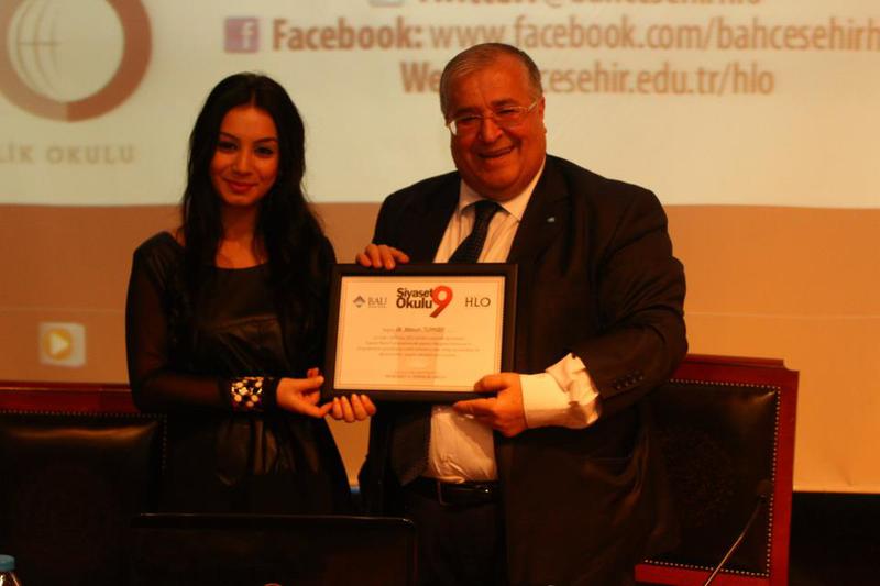 Siyaset Okulu 9, Dokuzuncu Hafta