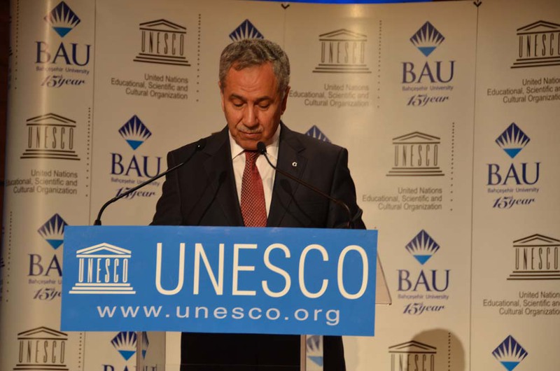 "Kültürler Arası Köprüler-Batı'ya Doğru Akan Nehir" Belgeseli Paris'te