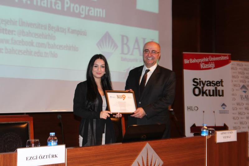 Siyaset Okulu 9, Ondördüncü Hafta