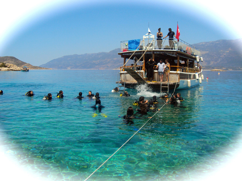 BUSAK Sezonun İlk Dalışını Gerçekleştirdi