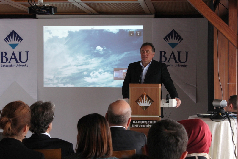 Kıtaları Birleştiren Program: Global MBA