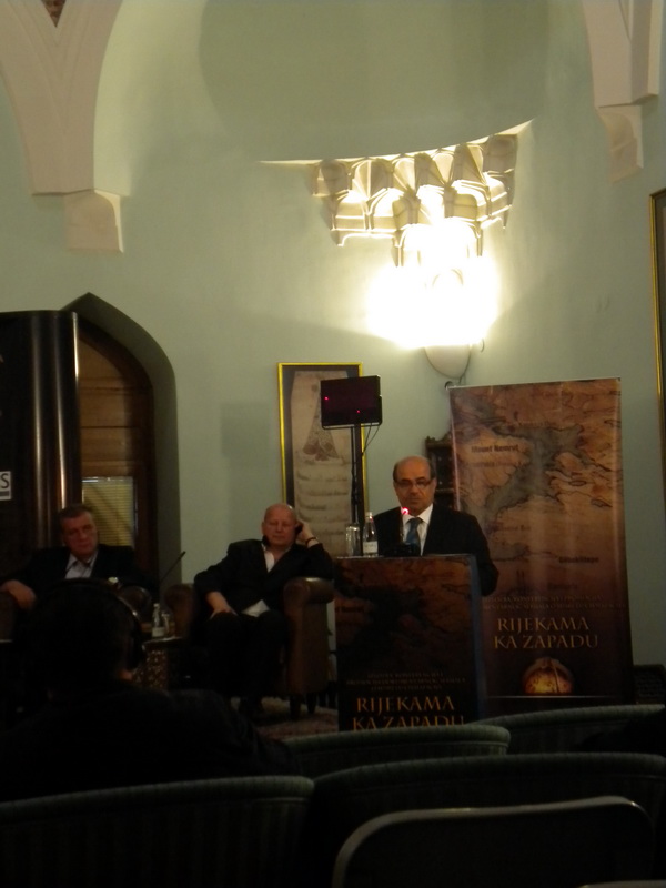 Batıya Doğru Akan Nehir Al Jaazera'de Gösterildi