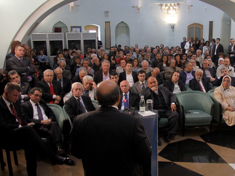 Batıya Doğru Akan Nehir Al Jaazera'de Gösterildi