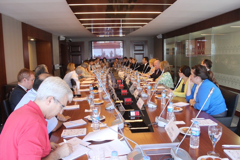 ABD Kongresi Heyeti BAU’daydı