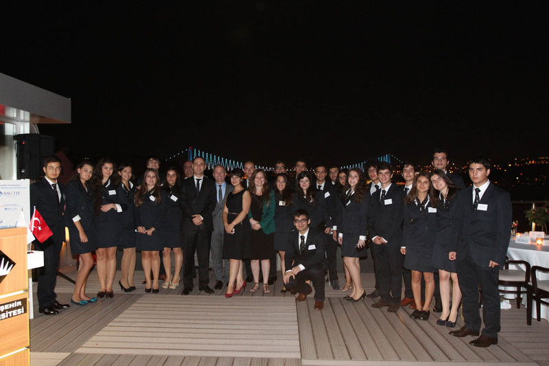 BAU Tıp Öğrencileri Yaşam Rehberleri ile Bir Araya Geldi