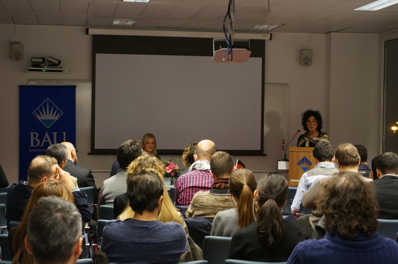 Emine Demirbüken-Wegner BAU Berlin'de Konferans Verdi