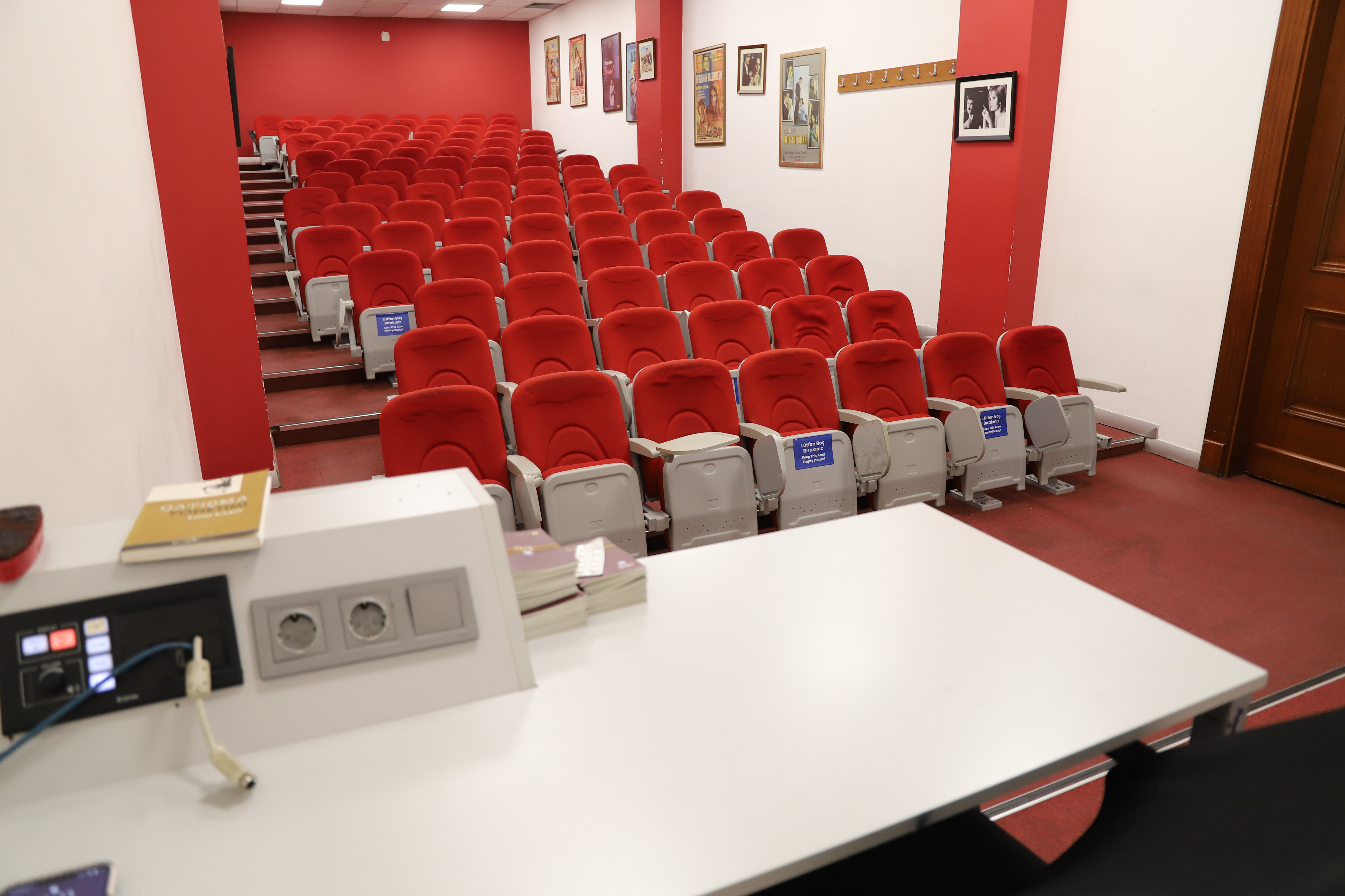 Türkan Şoray Sahnesi