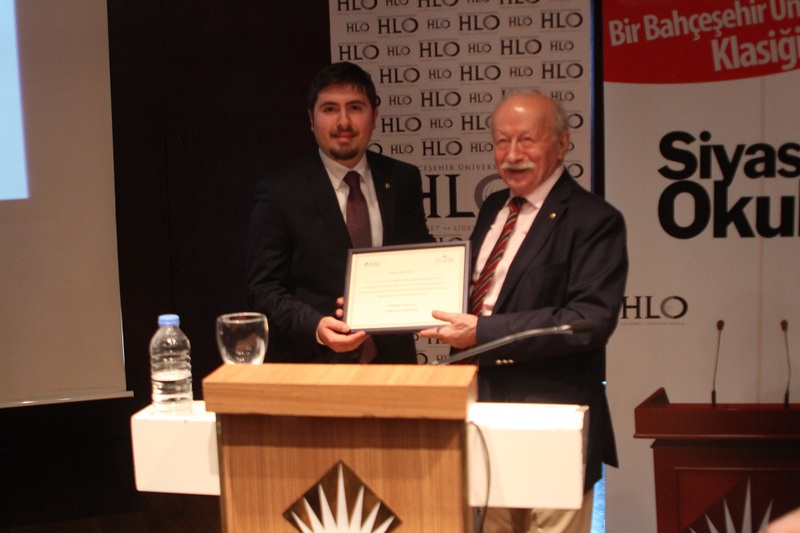 Siyaset Okulu 10, Birinci Hafta