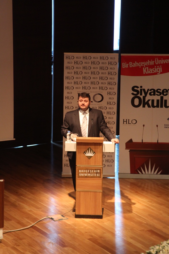 Siyaset Okulu 10, Birinci Hafta