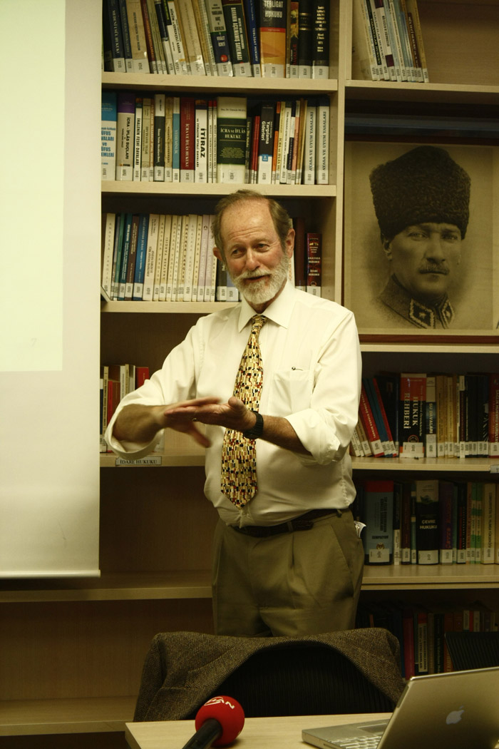 Dr. Roger Clarke BAU’da