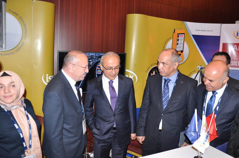 UYGAR ve Ulaştırma Mühendisliği Bölümü ‘1.Karayolu Akıllı Ulaşım Sistemleri Kongre ve Sergisi’ne Katıldı