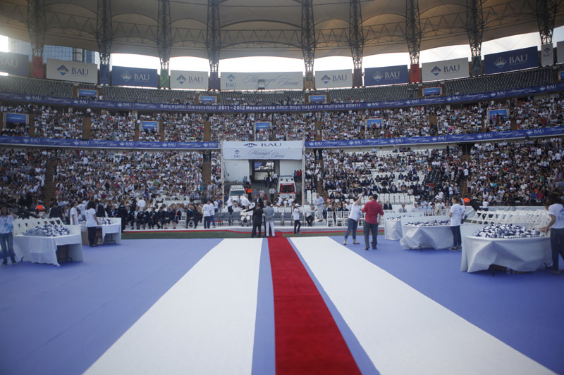 BAU 2011 - 2012 Akademik Yılı Mezuniyet Töreni