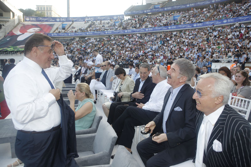 BAU 2011 - 2012 Akademik Yılı Mezuniyet Töreni