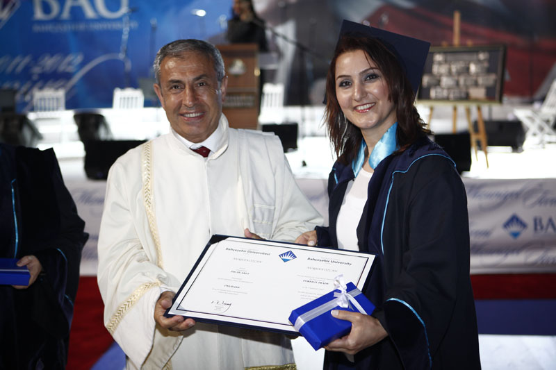 BAU 2011 - 2012 Akademik Yılı Mezuniyet Töreni
