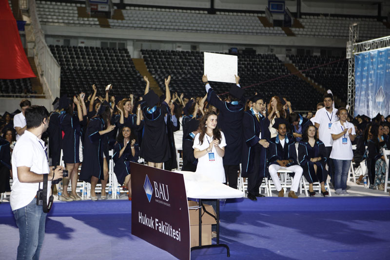 BAU 2011 - 2012 Akademik Yılı Mezuniyet Töreni