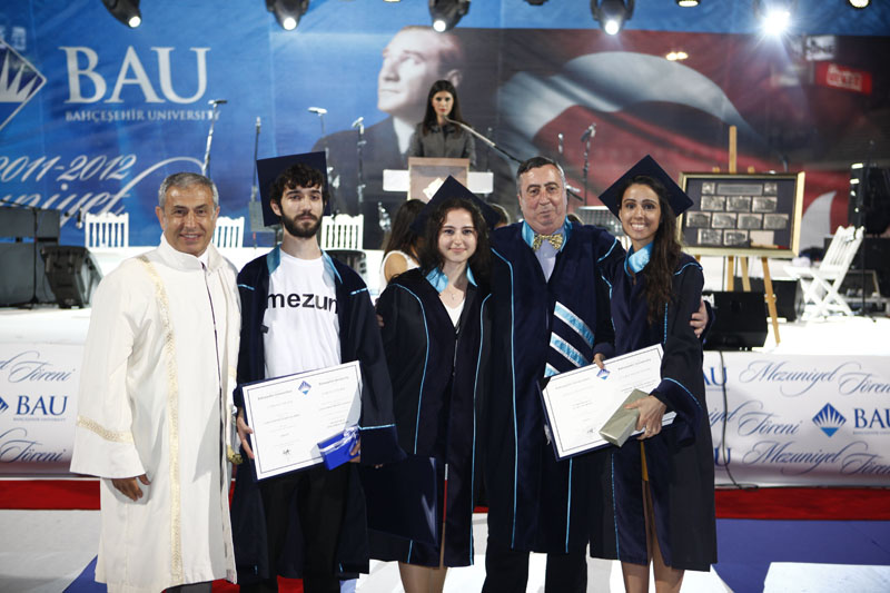BAU 2011 - 2012 Akademik Yılı Mezuniyet Töreni