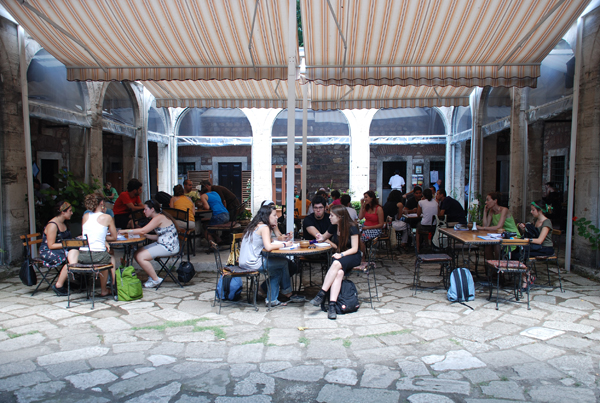 Mimarlık ve Tasarım Fakültesi ArchIST 01