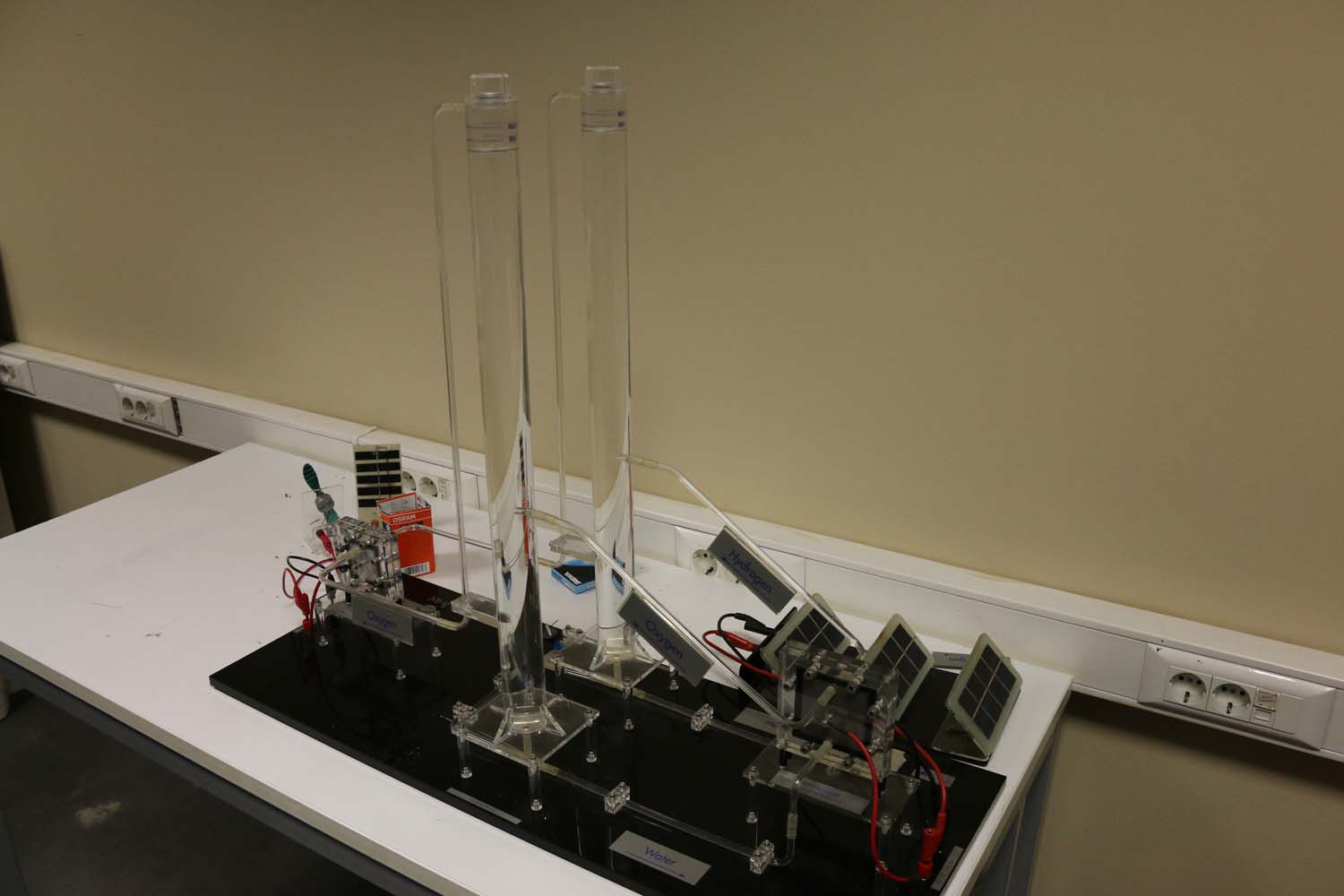 Mühendislik ve Doğa Bilimleri Fakültesi - Laboratuvarlar