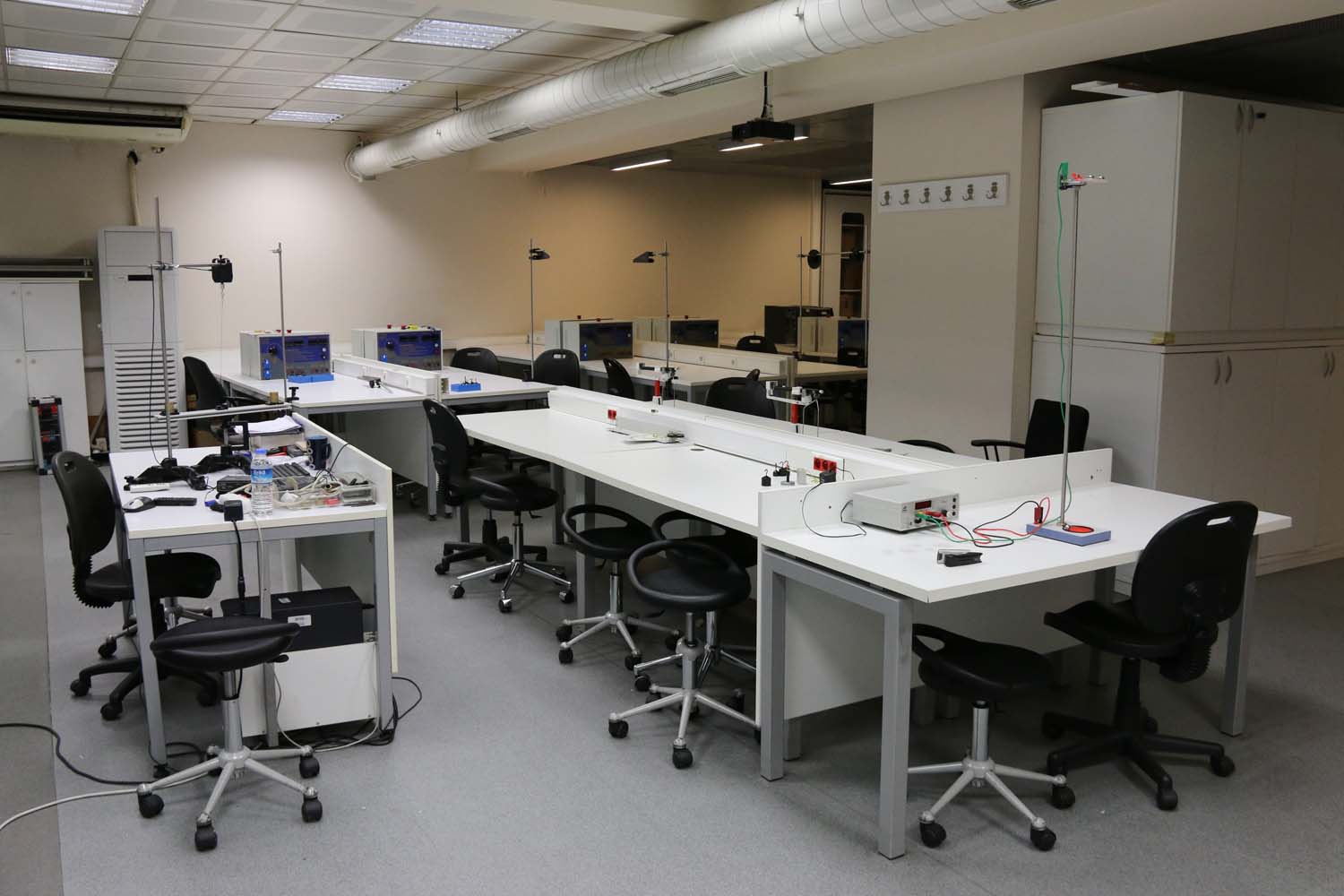 Mühendislik ve Doğa Bilimleri Fakültesi - Laboratuvarlar