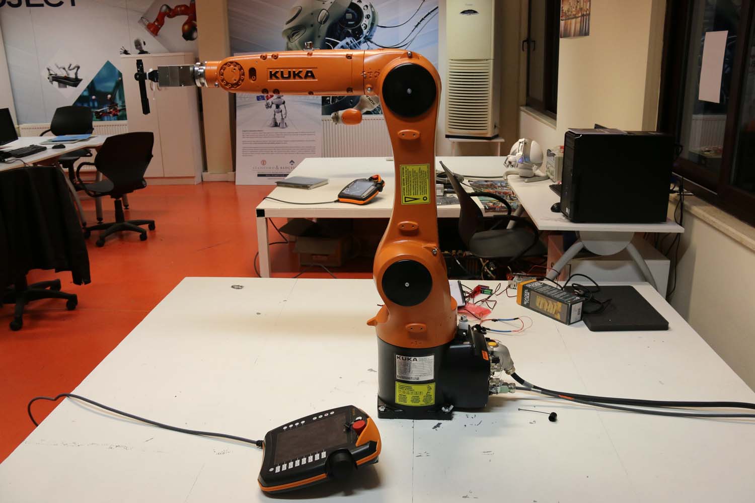 Mühendislik ve Doğa Bilimleri Fakültesi - Laboratuvarlar