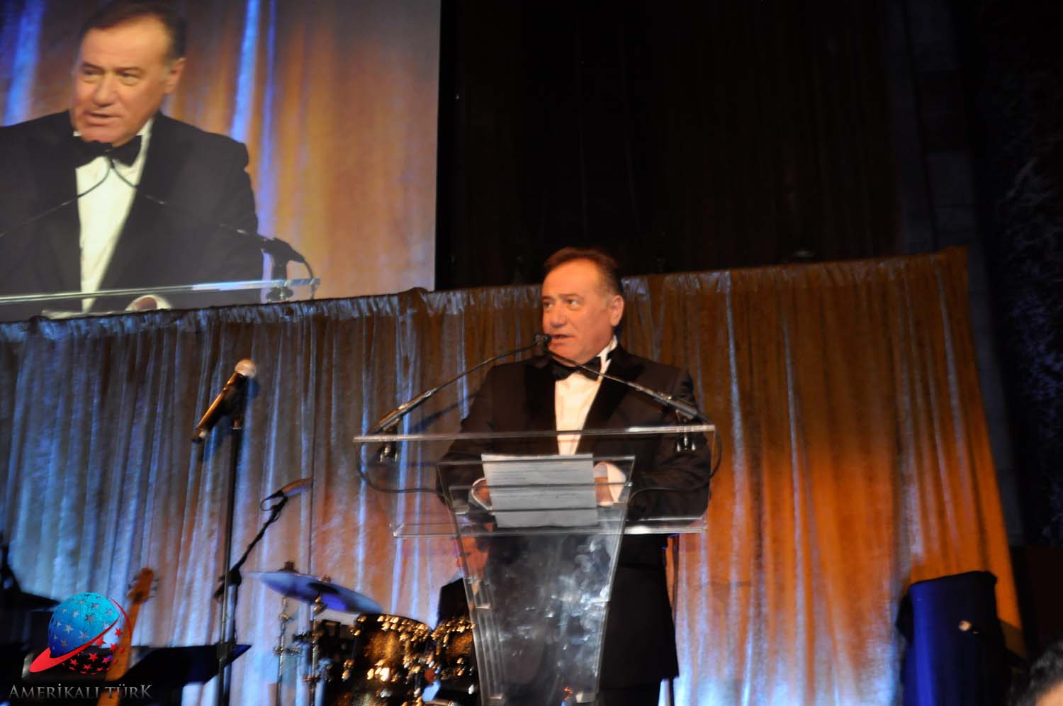 Birleşmiş Milletler'den Enver Yücel'e 'Küresel Eğitime Katkı" Ödülü