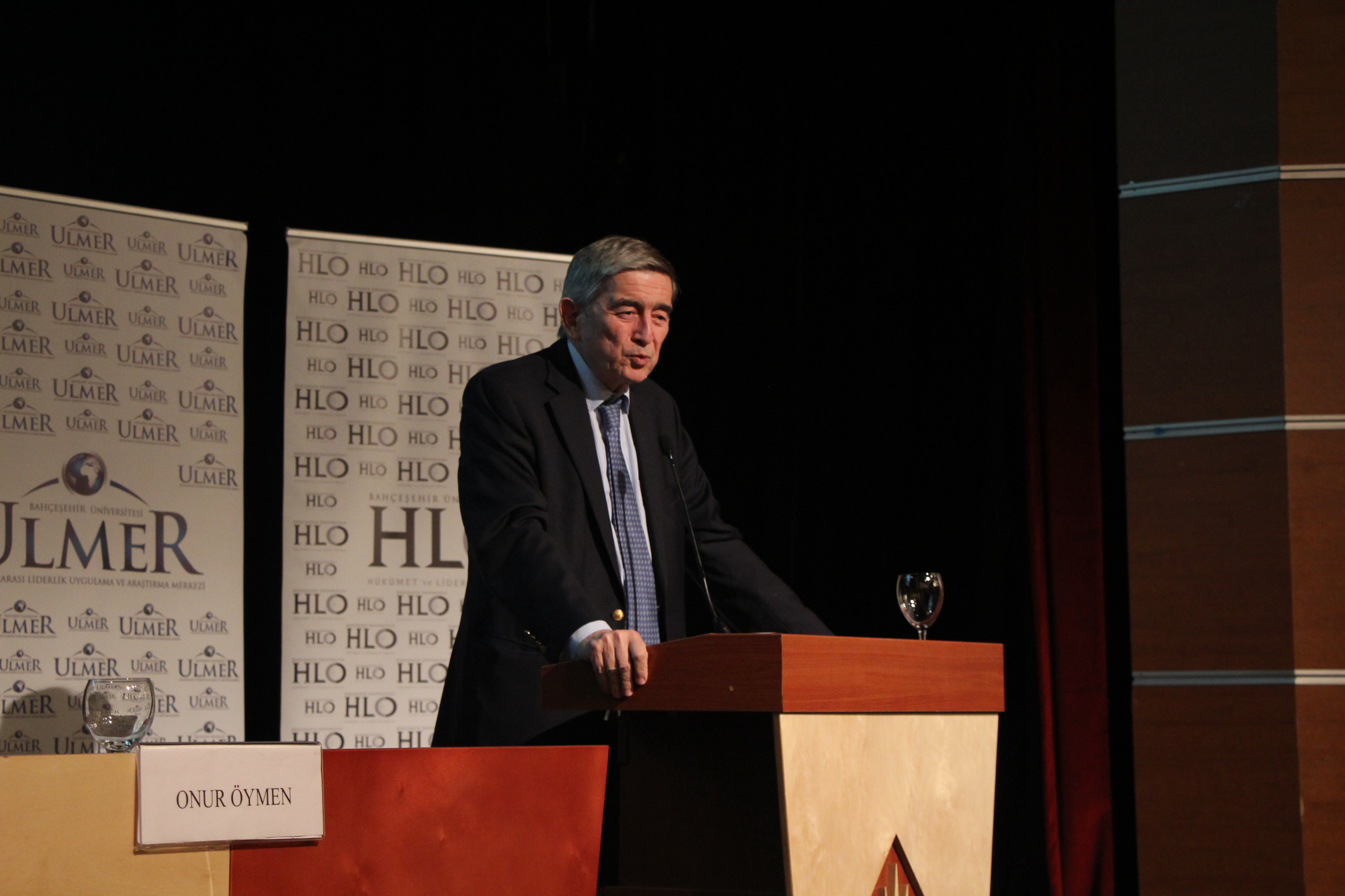 Hükümet ve Liderlik Okulu 2014-2015