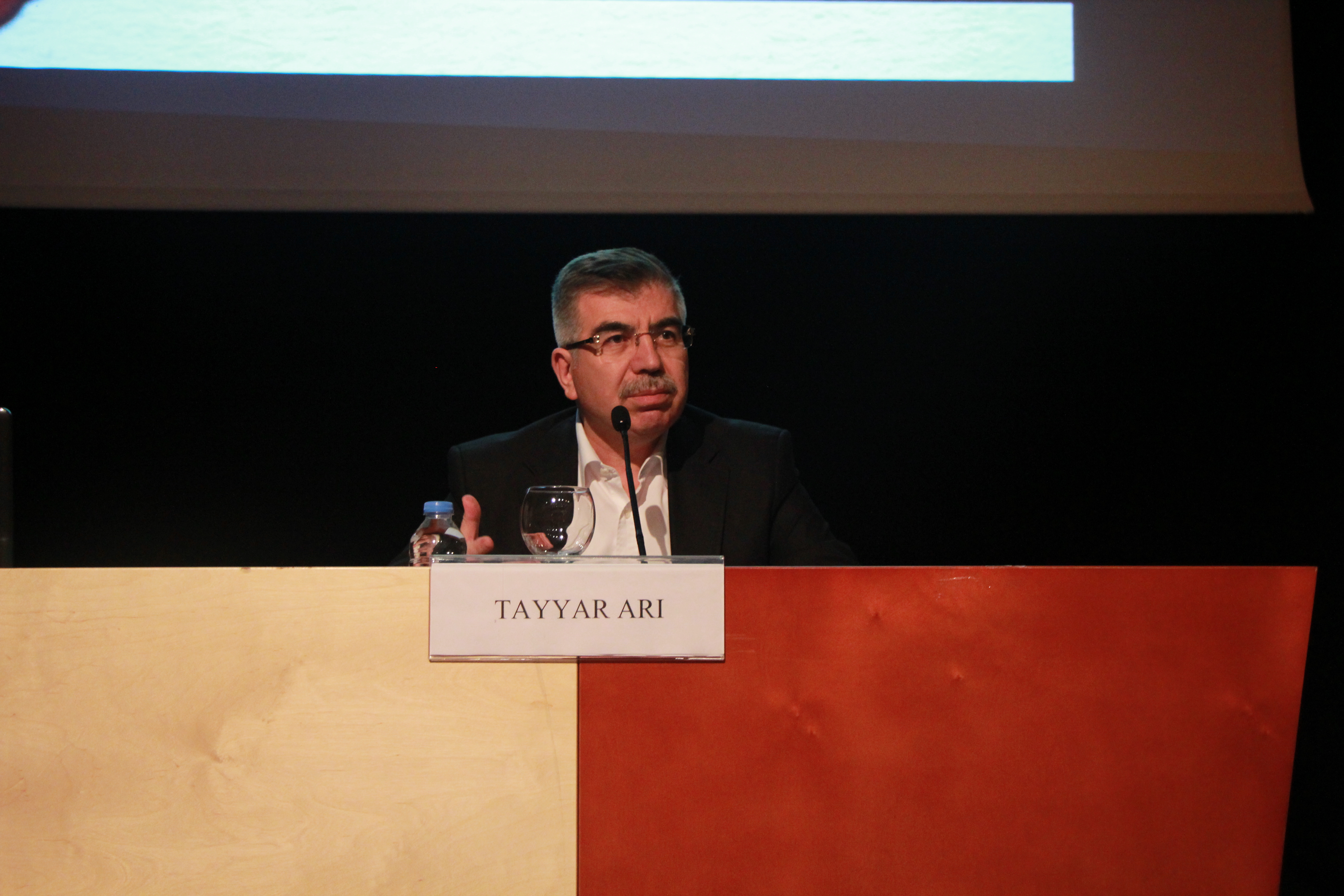 Hükümet ve Liderlik Okulu 2014-2015