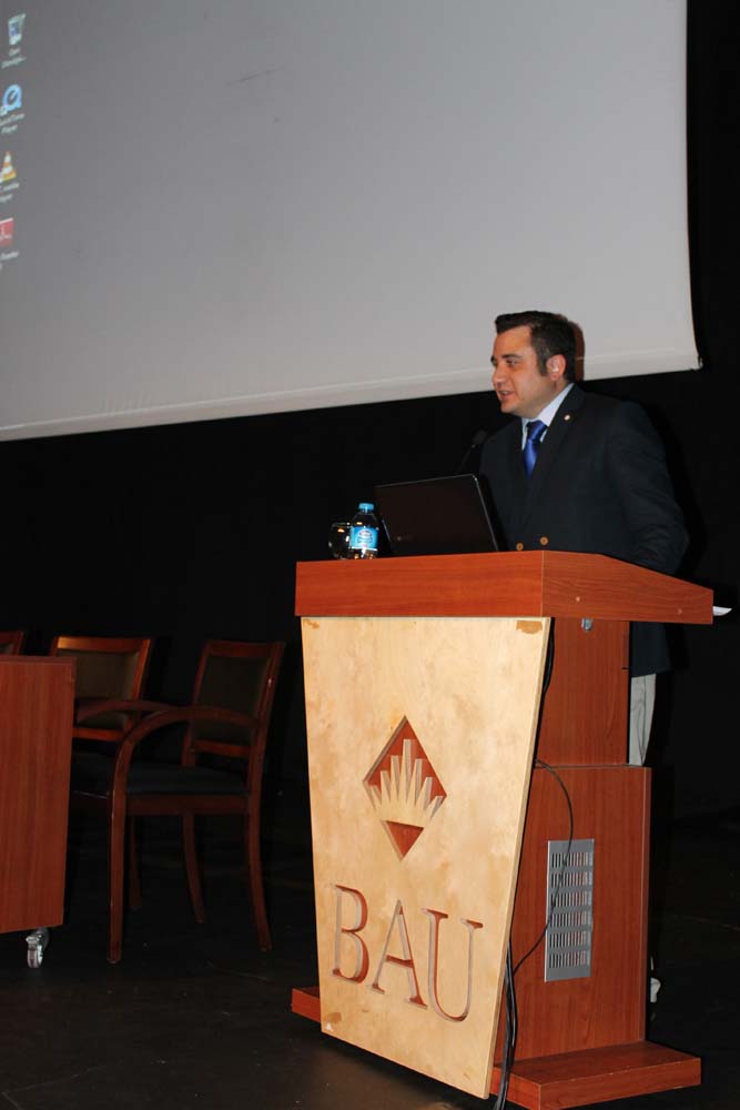 Spor yaralanmalarında Fizyoterapi ve Rehabilitasyonun Önemi Konulu Konferans Gerçekleştirildi