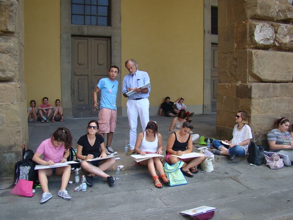 Mimarlık ve Tasarım Fakültesi Floransa Yaz Okulu / 2012