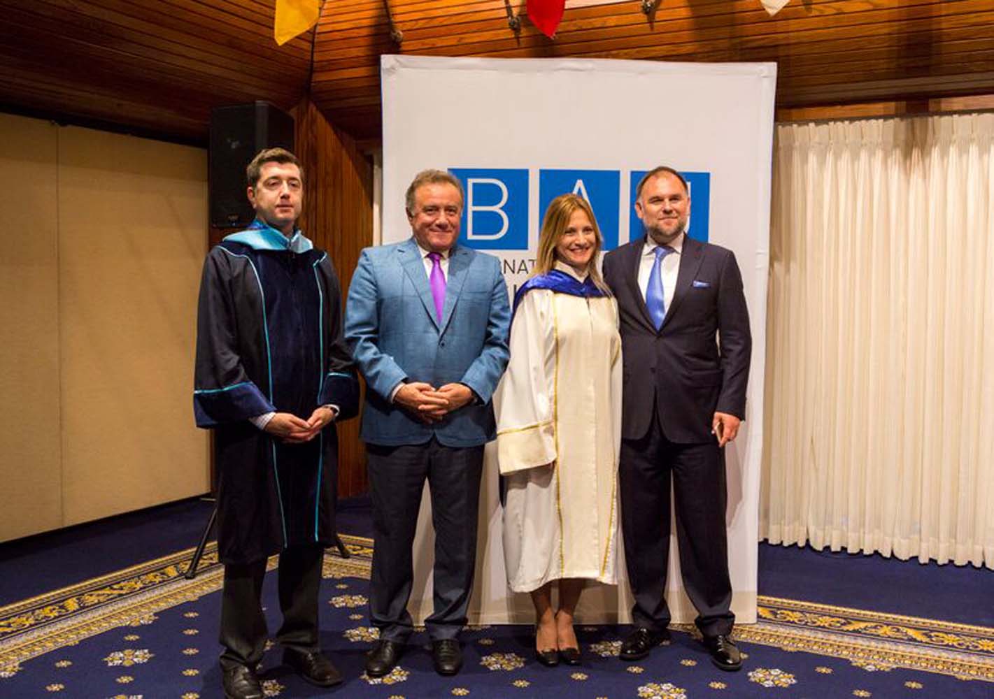 BAU International University Washington DC İlk Mezunlarını Verdi