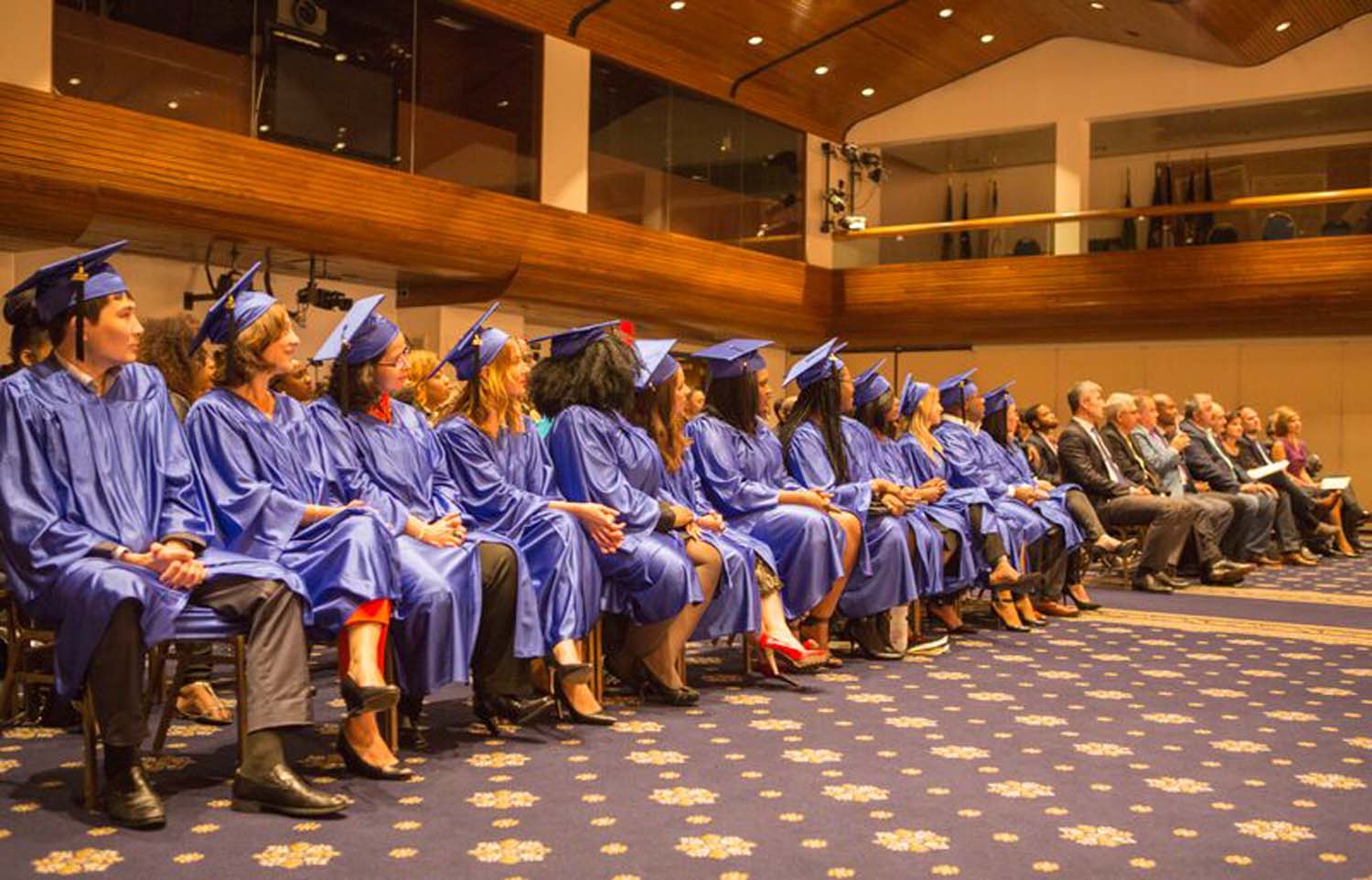 BAU International University Washington DC İlk Mezunlarını Verdi