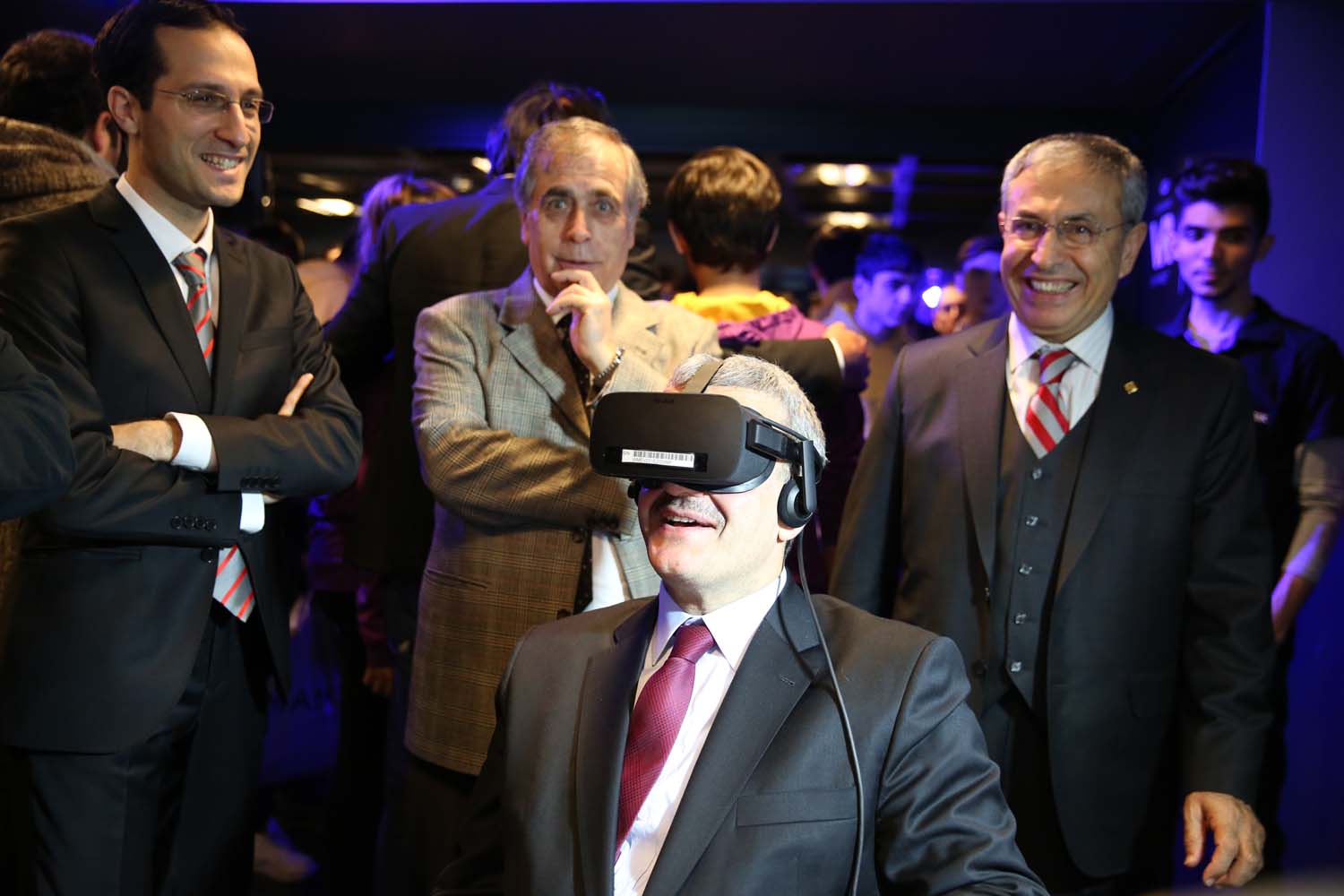 BAU & Crytek VR Laboratuvarı Açıldı