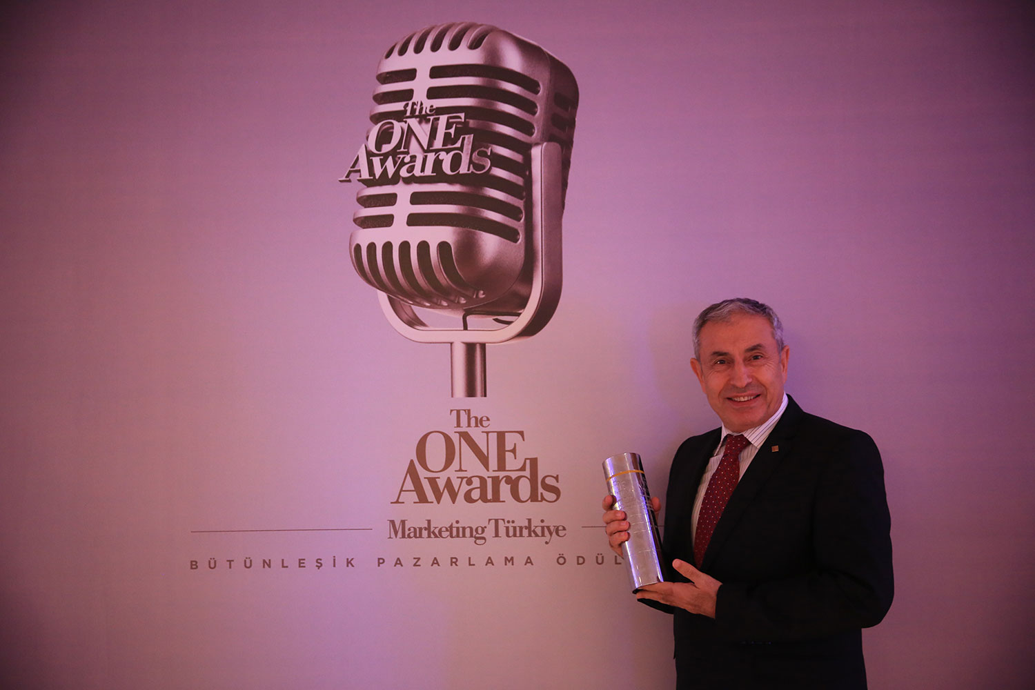 BAU, EĞİTİM ALANINDA YILIN EN BAŞARILI MARKASI SEÇİLDİ