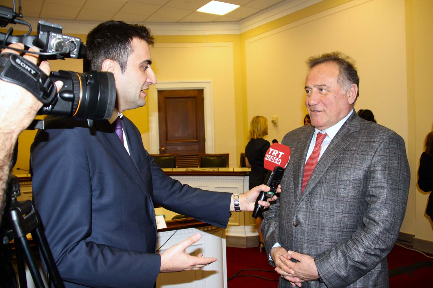 Enver Yücel ABD Kongresi'nde Konuştu