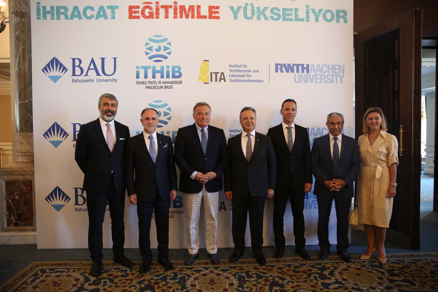 Türkiye'de Bir İlk: Sanayi ve Üniversite İşbirliği ile Teknik Tekstil Yüksek Lisans Programı Açılıyor