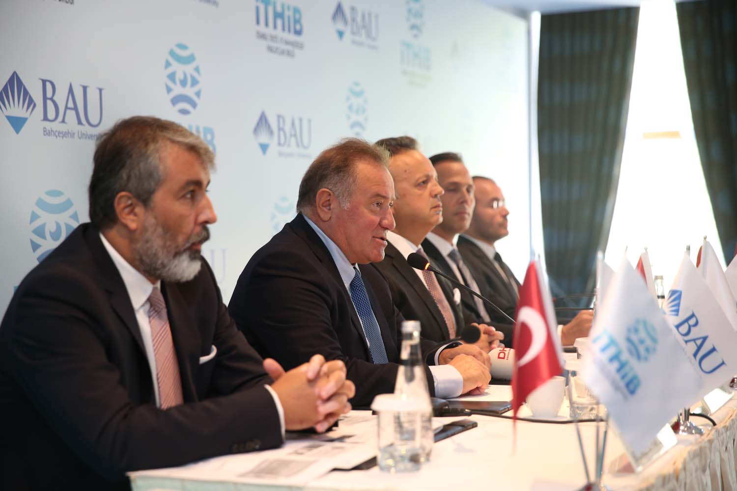 Türkiye'de Bir İlk: Sanayi ve Üniversite İşbirliği ile Teknik Tekstil Yüksek Lisans Programı Açılıyor