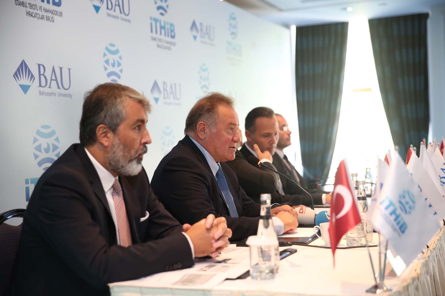 Türkiye'de Bir İlk: Sanayi ve Üniversite İşbirliği ile Teknik Tekstil Yüksek Lisans Programı Açılıyor