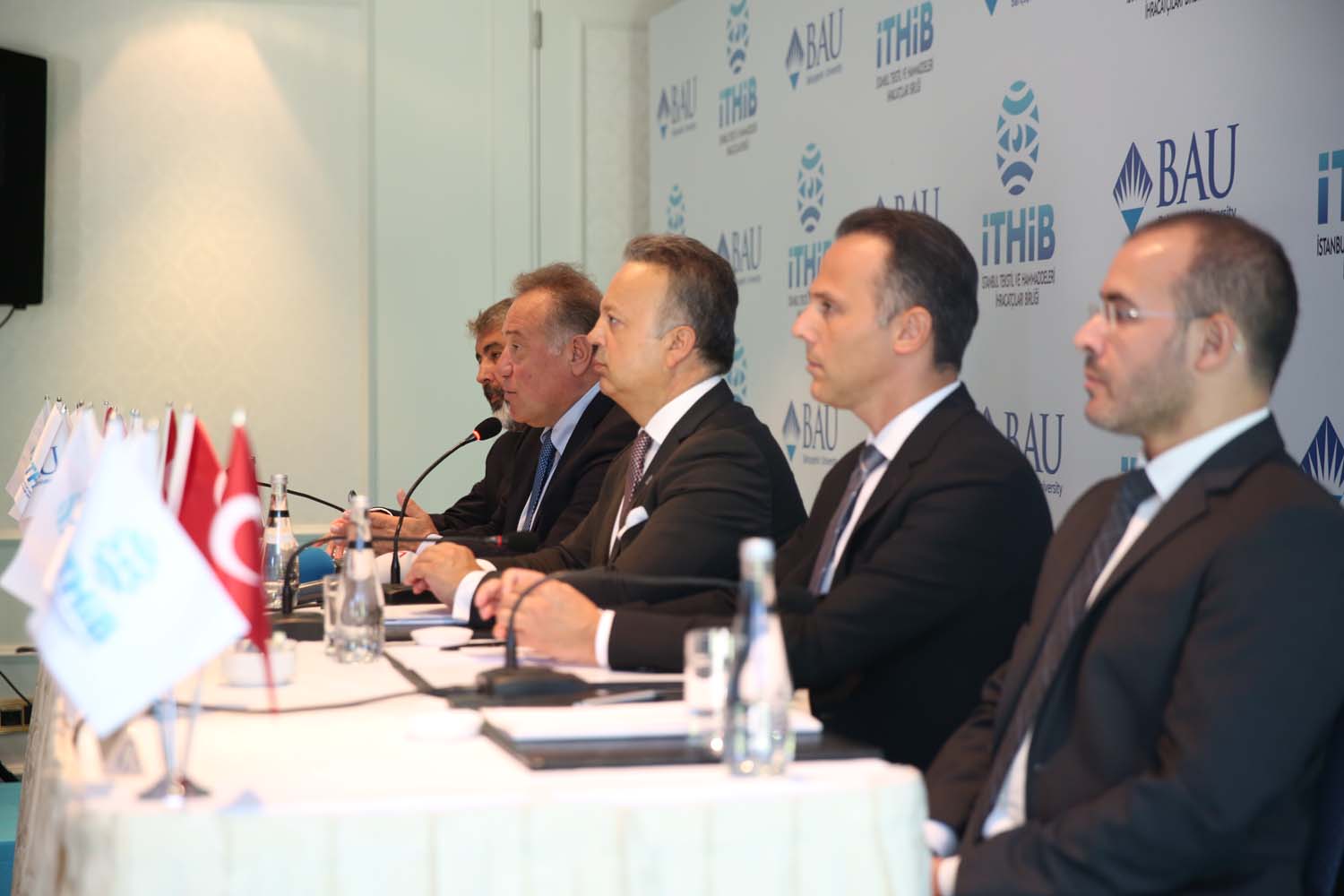 Türkiye'de Bir İlk: Sanayi ve Üniversite İşbirliği ile Teknik Tekstil Yüksek Lisans Programı Açılıyor