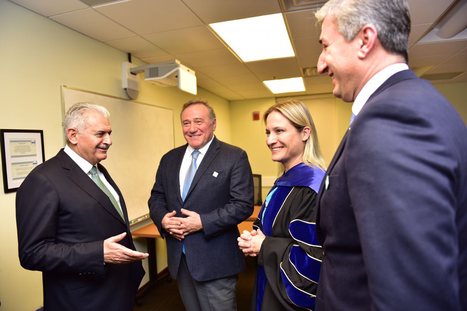 Başbakan Yıldırım  BAU International University Washington D.C.'yi Ziyaret Etti