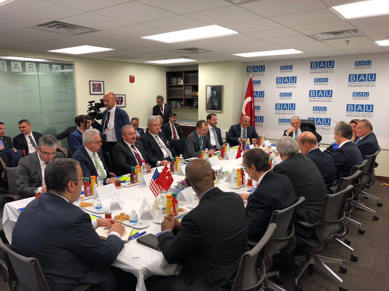 Başbakan Yıldırım  BAU International University Washington D.C.'yi Ziyaret Etti