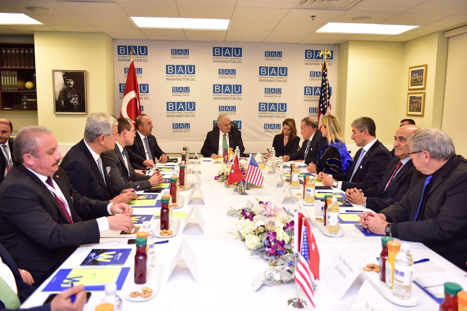 Başbakan Yıldırım  BAU International University Washington D.C.'yi Ziyaret Etti