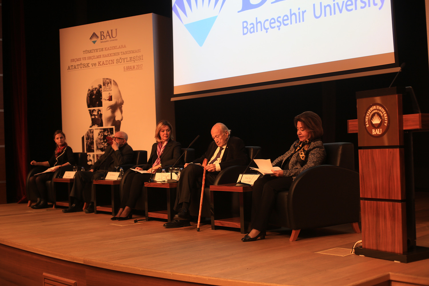 Türk Kadınına Seçme ve Seçilme Hakkının Tanınmasının 83. Yılında "Atatürk ve Kadın"