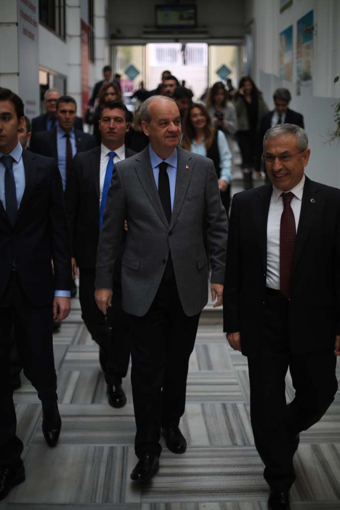 İlker Başbuğ BAU'da Orta Doğu ve Türkiye Konferansı'na Katıldı