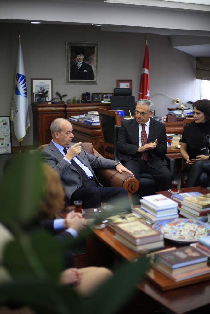 İlker Başbuğ BAU'da Orta Doğu ve Türkiye Konferansı'na Katıldı