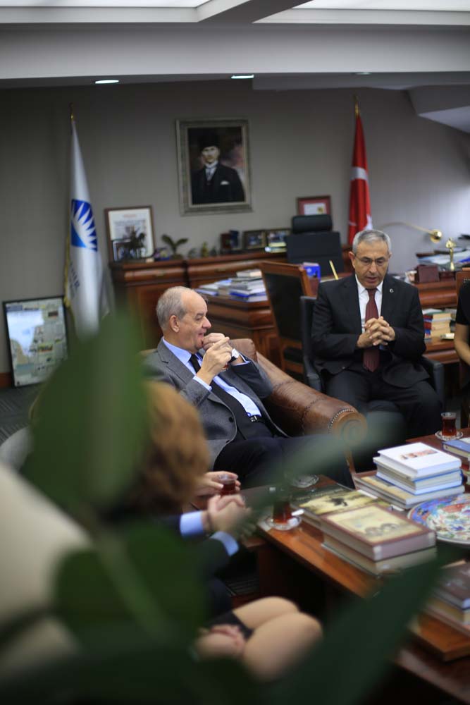 İlker Başbuğ BAU'da Orta Doğu ve Türkiye Konferansı'na Katıldı